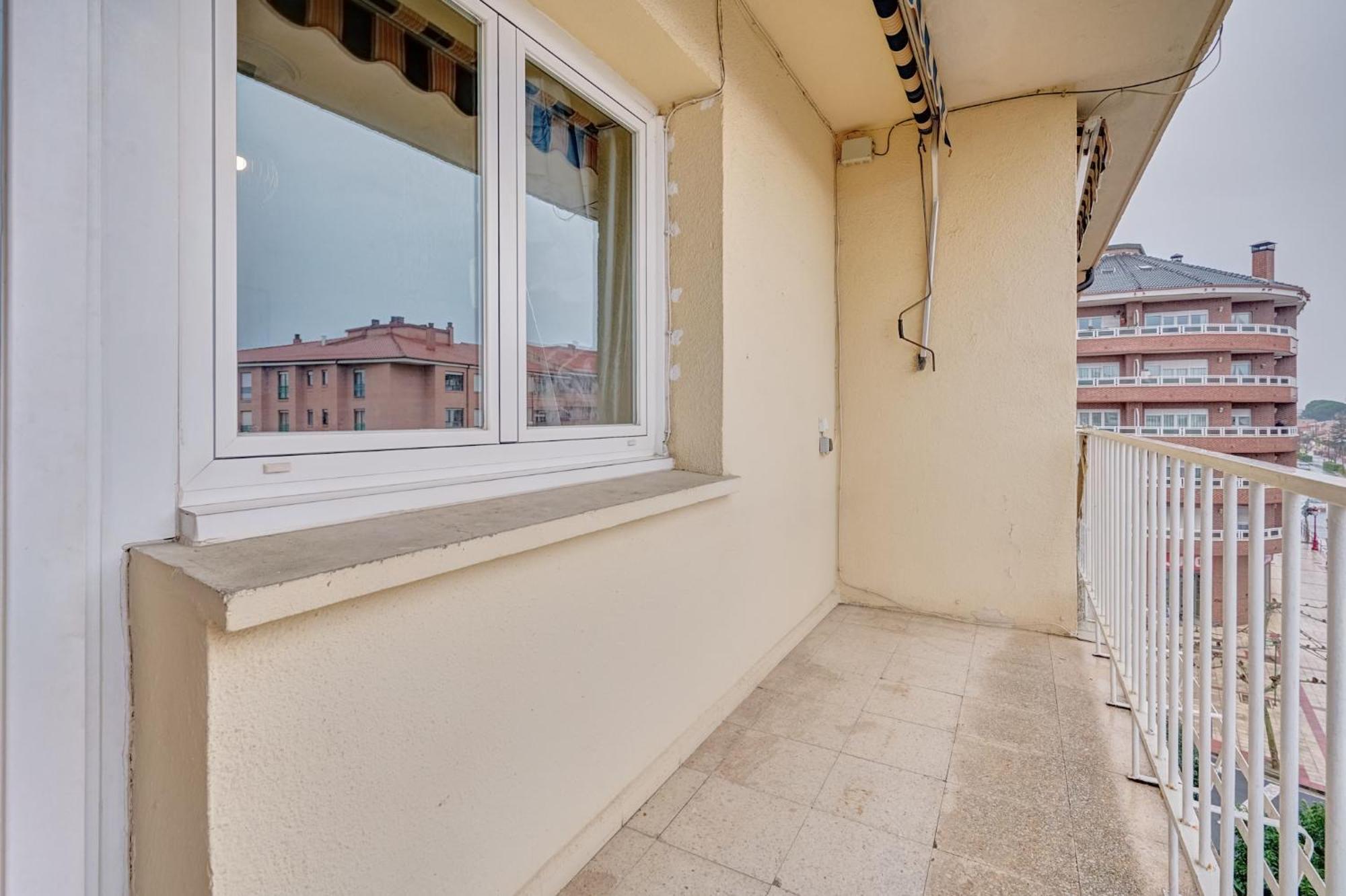 Chestnut By Clabao Apartment Haro Exterior photo
